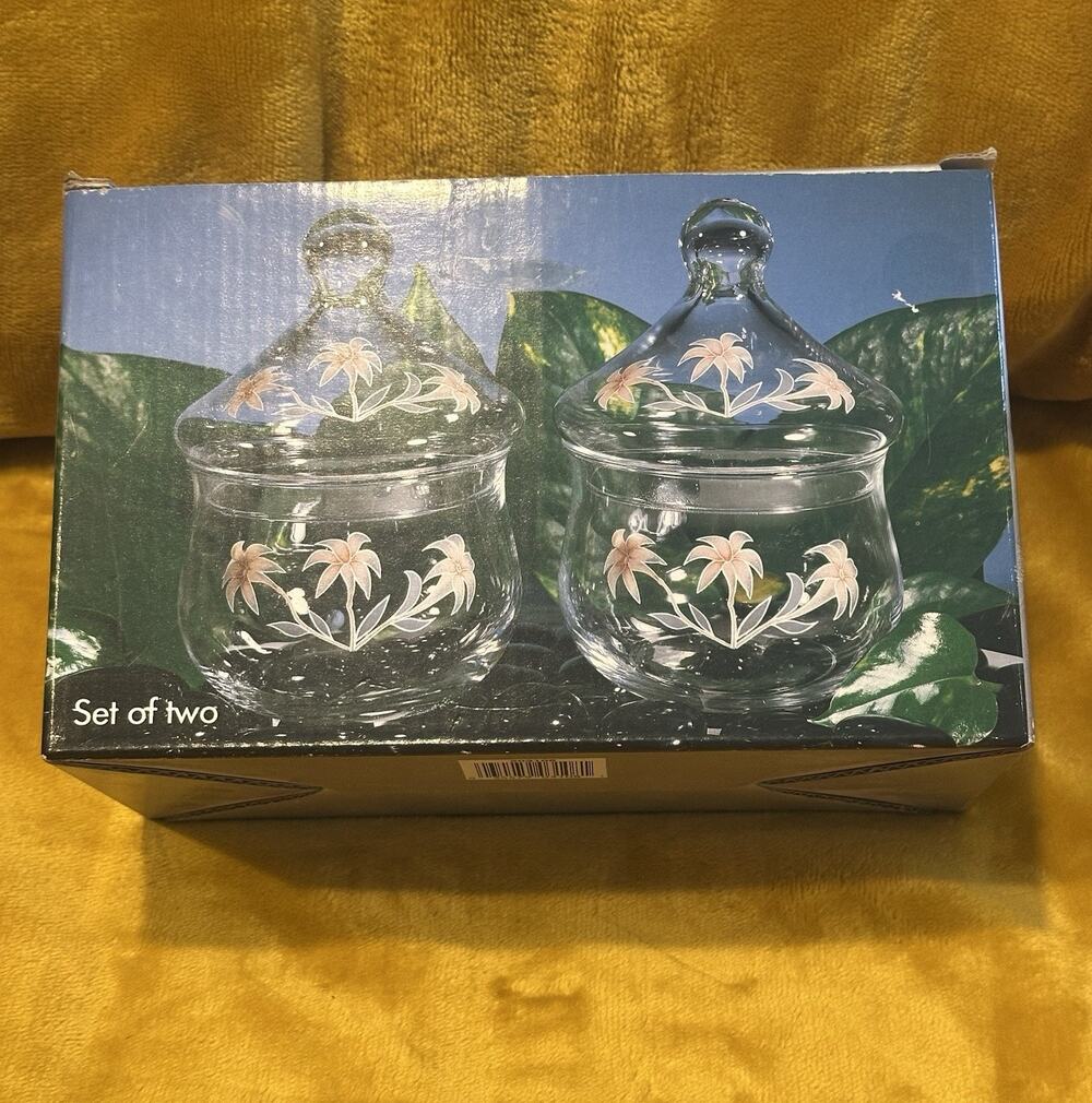 Stylesetter Pasabahce Turkey Set of 2 Glass Candy Dish Jar Lotus Flower Lid NIB